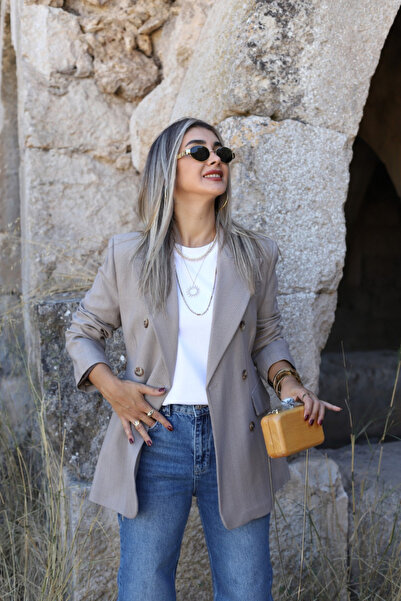 bytugcekaya Μπλέιζερ με διπλό πέτο κουμπιά και λεπτομέρεια τσέπης από βιζόν