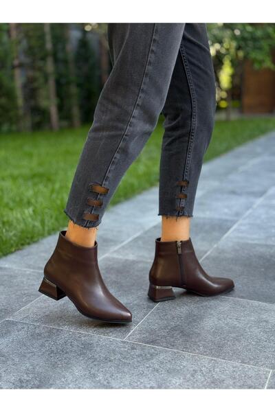 DİVA Γυναικείες καθημερινές μπότες με τακούνι σε καφέ χρώμα
