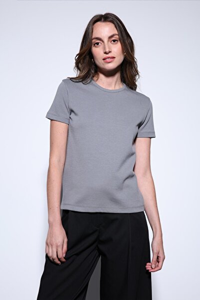 Antioch Füme Basic Women's T-Shirt