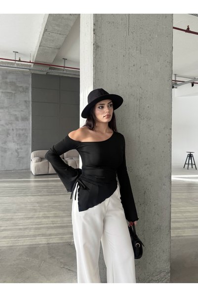 EYLANA Cross-Cut Elevator Spanish Sleeve Blouse