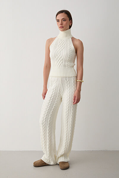 Laluvia Ecru Sleeveless Blouse Pants Set - 3009