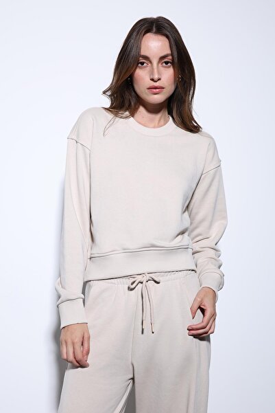 Antioch Beige Basic Women's Sweatshirt