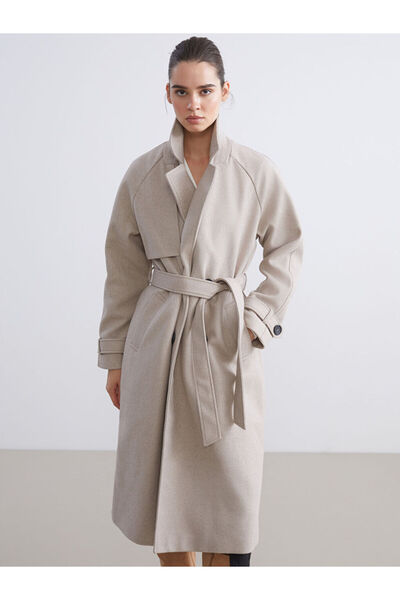 LC Waikiki Λαμπερές επιλογές από το Shining Store | Γυναικείο παλτό με γιακά oversized