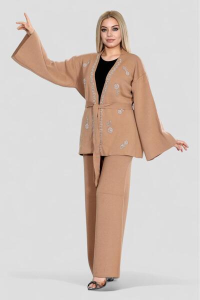 NEWCO Κομψό σχέδιο με κεντημένα σχέδια, μπουφάν κιμονό με λεπτομέρεια με ζώνη...