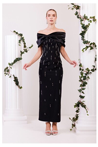 NATASHA Fashion فستان ناتاشا أسود أنيق مزين بتطريز لامع وياقة عريضة