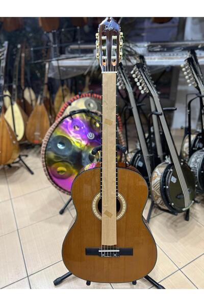 Solares HG560 4/4 Tam Boy Klasik Gitar (kalın korumalı kılıf, yedek Tel ve pe...
