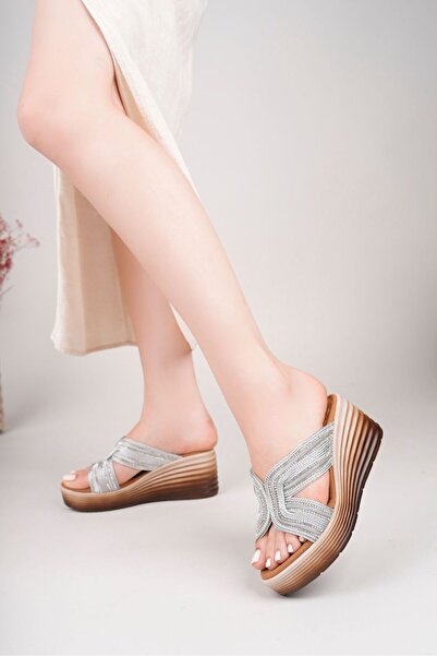 Ceylans Women's Wedge Heel Slippers Is5