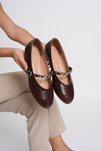 VİP SMR MODA Γυναικείες μπαλαρίνες καθημερινής χρήσης άνετες με ορθοπεδική σόλα και λεπτομέρεια αξεσουάρ με αλυσίδα