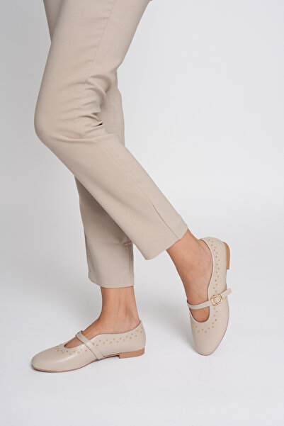 VİP SMR MODA Γυναικείες μπαλαρίνες για καθημερινές και ειδικές περιστάσεις με λεπτομέρεια Trok και λεπτομέρεια με αγκράφα