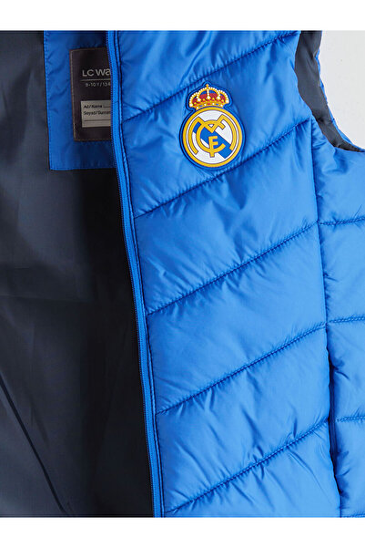 LC Waikiki Mavi Kapüşonlu Real Madrid Baskılı Erkek Çocuk Şişme Yelek