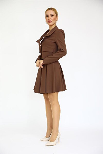 ÖNDER ÖZSOY Gömlek Yaka Kısa Ceket & Kısa Kloş Etek-Kestane