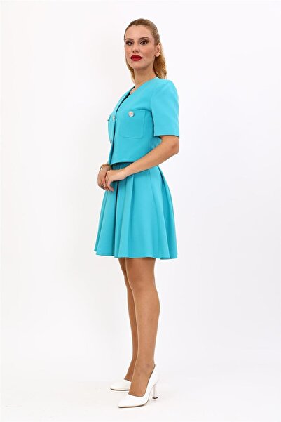 ÖNDER ÖZSOY V Yaka Kısa Ceket & Kısa Kloş Etek-Turkuaz