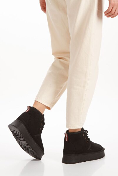 EPTC Kadın Siyah Renk Kalın Taban Bağcıklı Günlük Bot