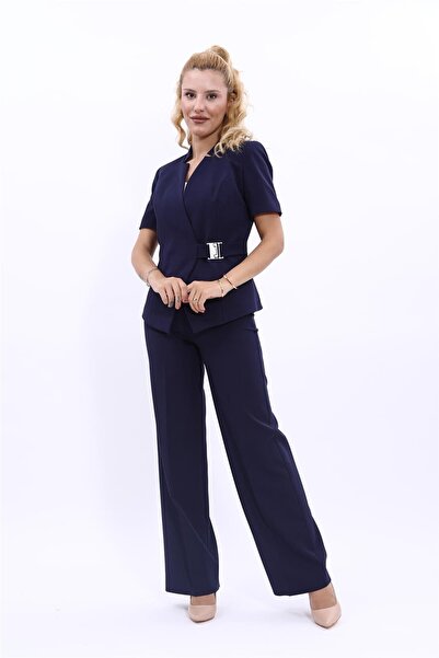 ÖNDER ÖZSOY Hakim Yaka Yandan Tokalı Çapraz Ceket & Bol Paça Pantolon-Lacivert