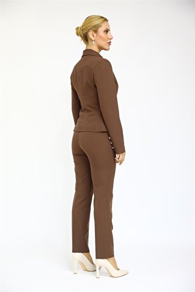 ÖNDER ÖZSOY Peplum Ceket & Boru Paça Pantolon Takım-Kestane