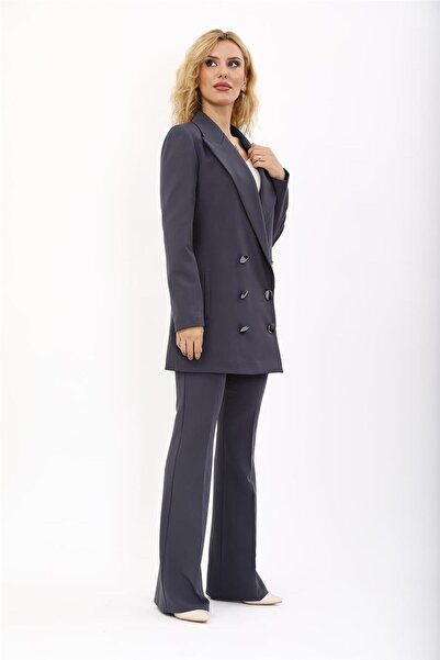 ÖNDER ÖZSOY Uzun Klasik Blazer Ceket & İspanyol  Paça Pantolon Takım-Füme