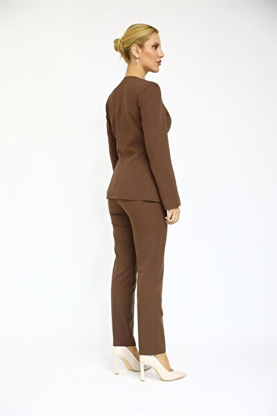 ÖNDER ÖZSOY V Yaka Uzun Kurumsal Ceket & Boru Paça Pantolon Takım-Acı Kahve