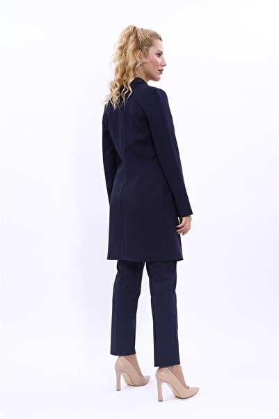 ÖNDER ÖZSOY Şal Yaka Cepli Uzun Ceket & Dar Paça Pantolon Takım-Lacivert