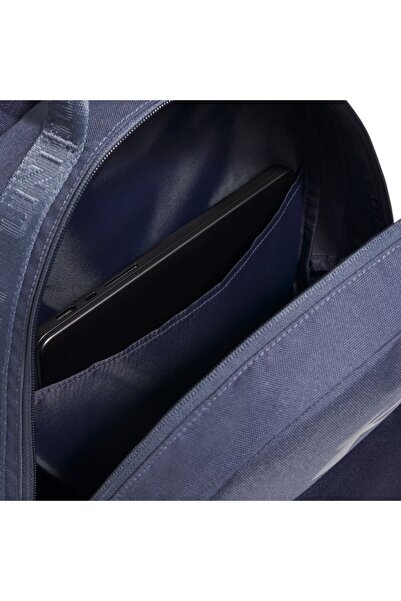 Under Armour 1378415045