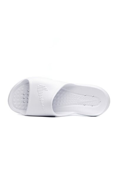 Nike Victori One Shwer