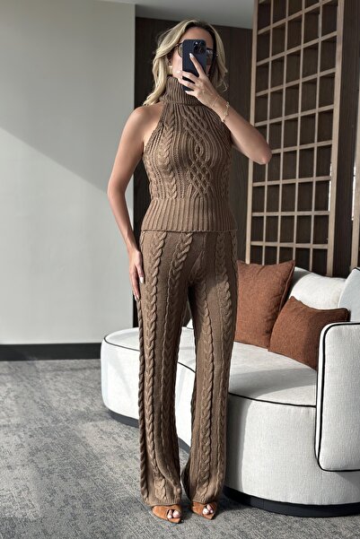 Laluvia Milky Coffee Sleeveless Blouse Pants Set - 3009