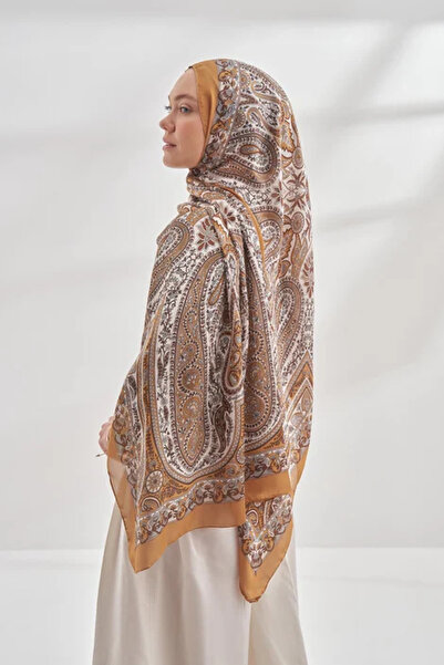 ARMANDA شال باشمينا بنقشة عرقية - ذهبي