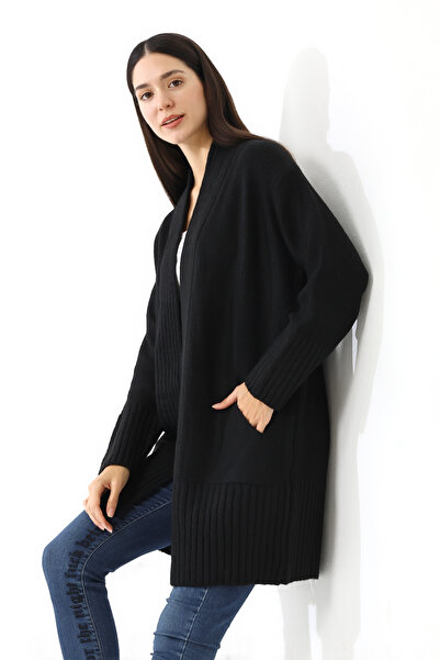 Marvine Women's Black Oversized Pocket Knitwear Cardigan