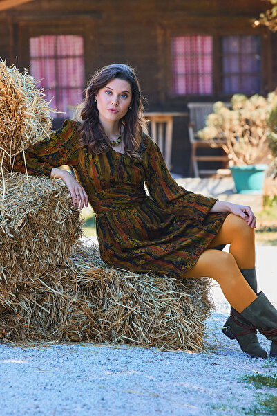 Los banditos V-Neck Draped Belt Detailed Winter Dress