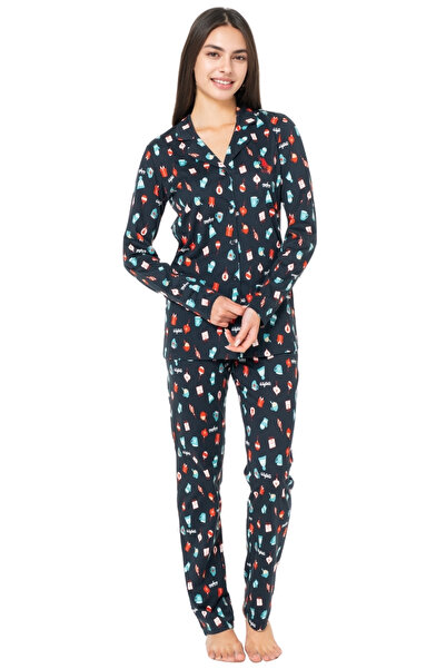 U.S. Polo Assn. Kadın Pijama Takımı – Uzun Kollu, Düğmeli, Desenli Rahat Ev ve Uyku Giyim