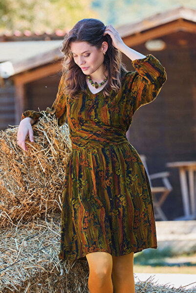 Los banditos V-Neck Draped Belt Detailed Winter Dress