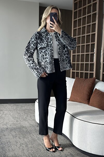 Laluvia Gray - Black Polo Neck Leopard Print Cardigan - 4601