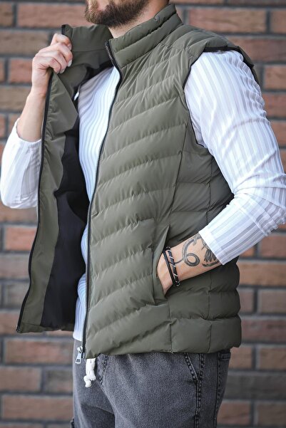 since 1990 man Manfaxy Pocketed Stand Collar Nova Shiny Fabric Men's Puffer Vest