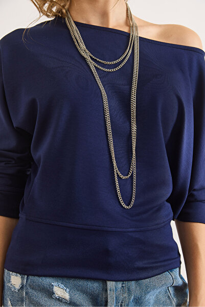 Olalook Kadın Lacivert Kayık Yaka Modal Tuşeli Dökümlü Bluz BLZ-19003133