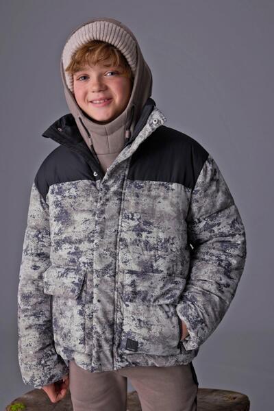 MAYORAL معطف منفوخ منقوش للأولاد من سن 8 إلى 18 سنة باللون الأسود