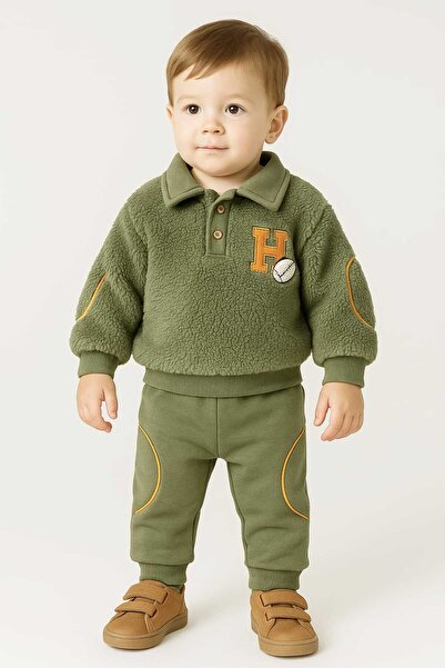 Renata's طقم شتوي من قطعتين للأطفال الذكور باللون الأخضر الكاكي مع تفاصيل مطر...