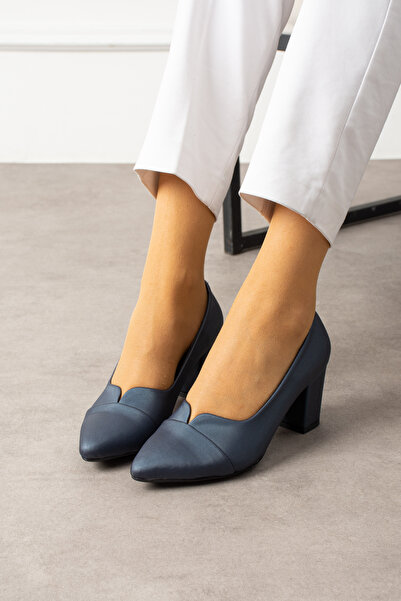 MERVESTORE V Kesim Topuklu Ayakkabı