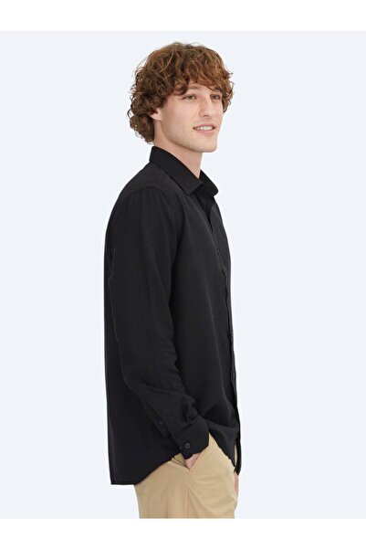 Kip Μαύρο ριγέ υφαντό πουκάμισο με κανονική εφαρμογή