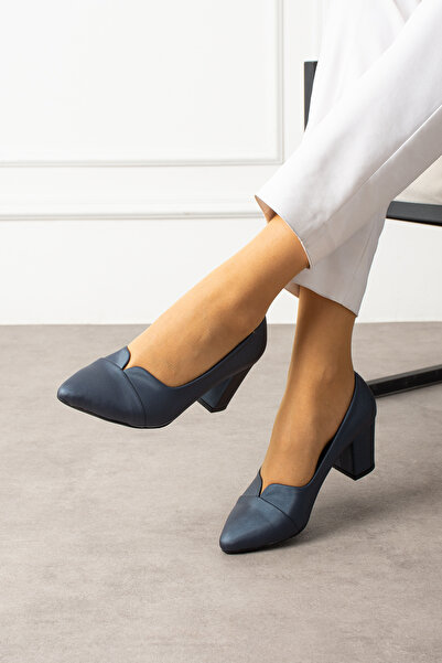 MERVESTORE V Kesim Topuklu Ayakkabı