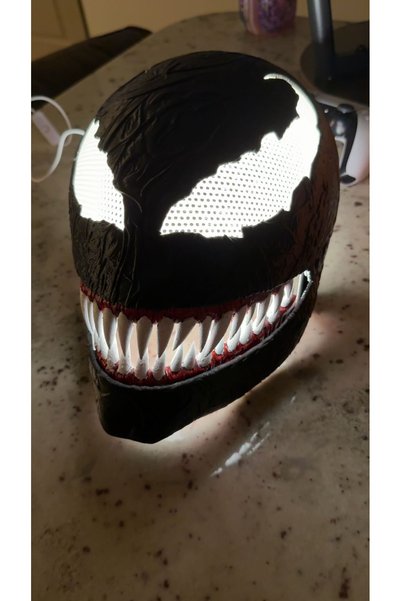 DEOZ3D Venom Helmet with Movable Jaw – Cosplay & Collectible Item