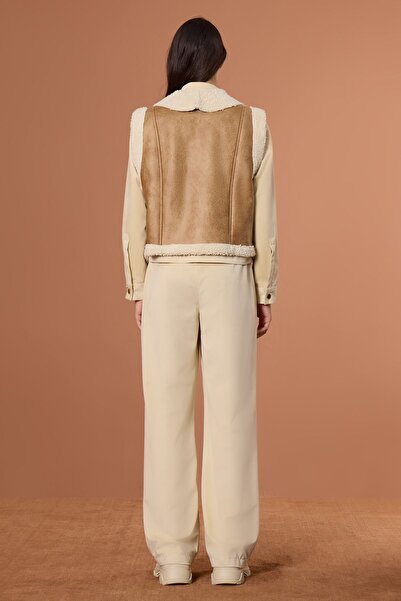 UPGRADE Lamineli Süet Yelek Camel