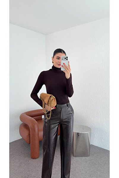 HAZELANNA بلوزة صياد بنية اللون من الليكرا