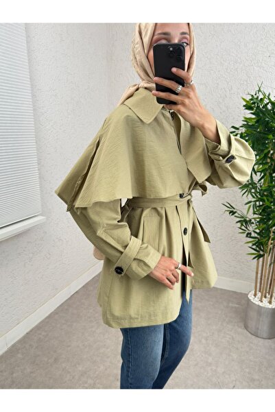 BisuModa Short Trench Coat with a Cape Look