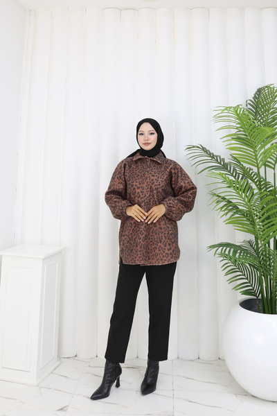 sorisso Μπουφάν με λεοπάρ σχέδιο από ύφασμα μπουκλέτ