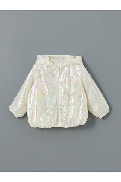 LC Waikiki معطف واق من المطر للفتيات من Özmarka للموسم الجديد مع غطاء للرأس