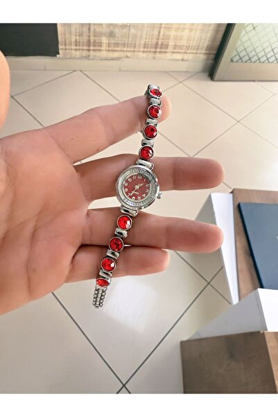 LOOQ Detailed Stylish Vintage Women's Wristwatch