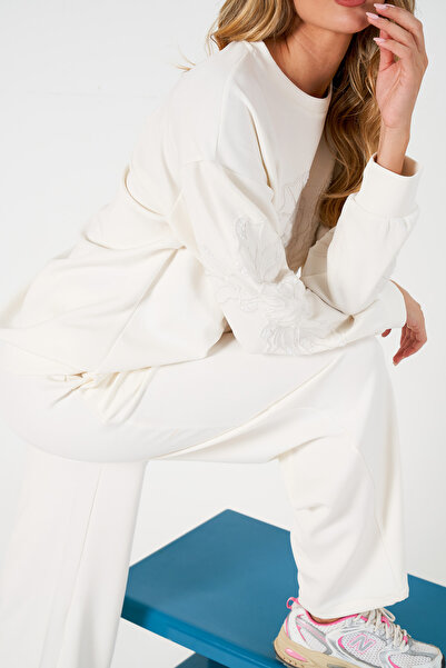 MİA NOURA Women's Front and Sleeves Embroidered Sweatshirt Set