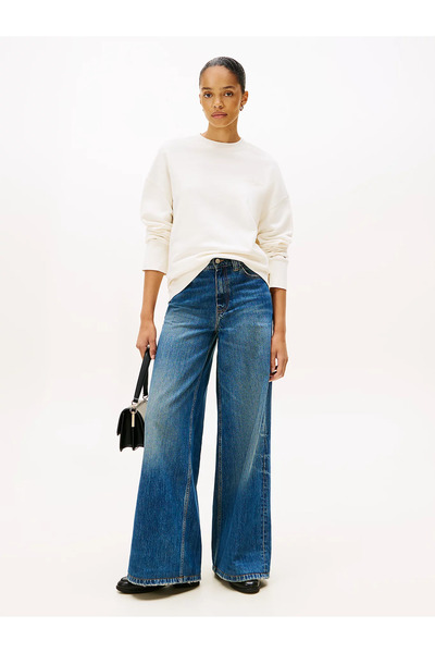 Tommy Hilfiger Kadın Regular Fit Bisiklet Yaka Uzun Kol Pamuklu Beyaz Sweatshirt WW0WW46125-YA8