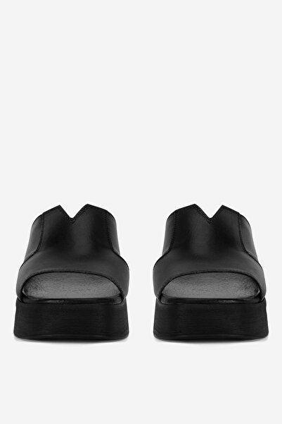 LASOCKI γυναικεία σαγιονάρα 5905588369523 Μαύρο