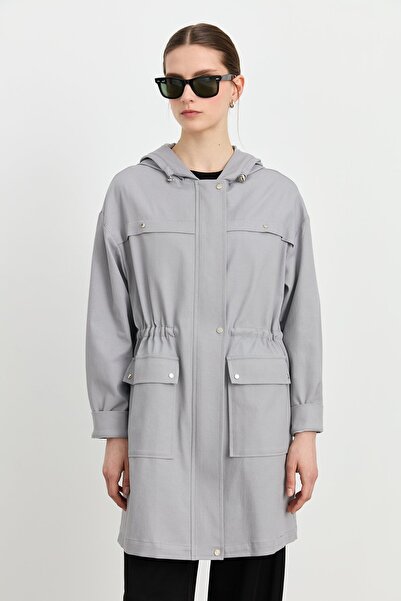 Nihan Kemer ve Aksesuar Detaylı Kanvas Denim Kap Gri