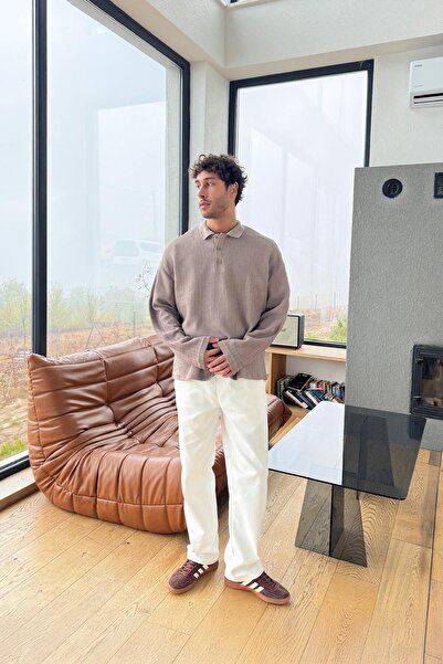 Flaw Wear Polo Neck Knitted Sweatshirt